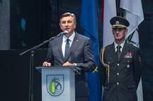 16. 8. 2022, renovci – Predsednik Republike Slovenije Borut Pahor se je v renovcih udeleil osrednje regijske proslave ob dnevu zdruitve prekmurskih Slovencev z matinim narodom (Bor Slana/STA)